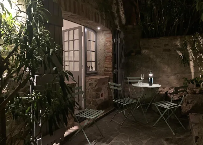 Belle Maison De Village